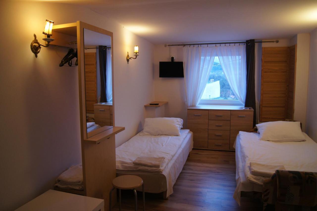 Albergue Zielone Wzgórze Wałbrzych Exterior foto